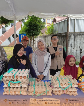 DPKH Kaltim Sediakan Telur Lokal Harga Terjangkau di Pagelaran  Gerakan Pangan Murah (GPM)