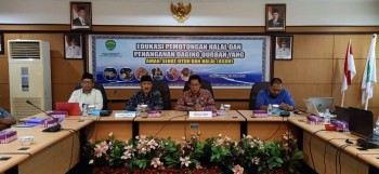 Edukasi Pemotongan Halal dan Penanganan Daging Qurban Yang ASUH (Aman, Sehat, Utuh & Halal)